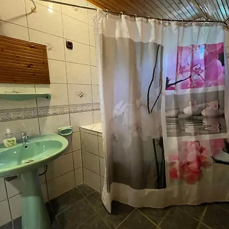 Πανσιόν Szimpla Vendeghaz Μίσκολτς
