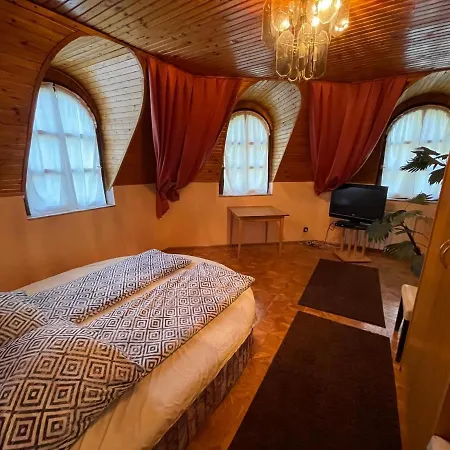 Szimpla Vendeghaz Μίσκολτς