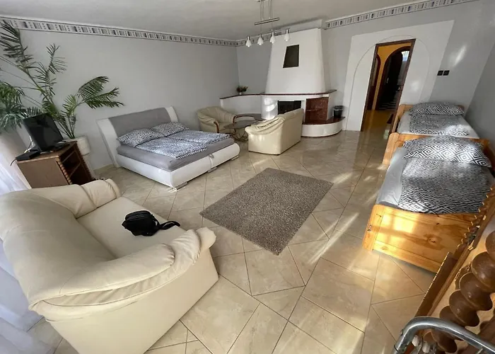 Szimpla Vendeghaz 게스트하우스 미슈콜츠