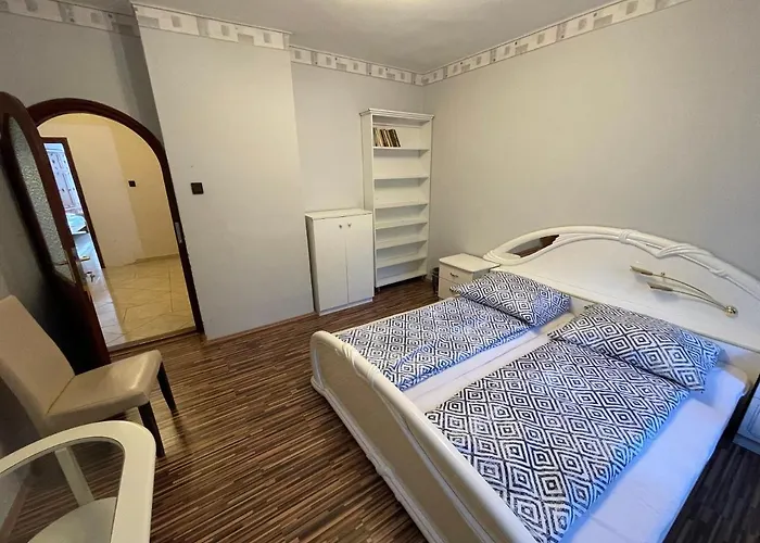 Szimpla Vendeghaz 미슈콜츠