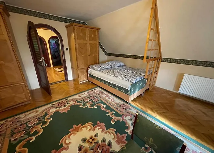 Szimpla Vendeghaz 게스트하우스 *